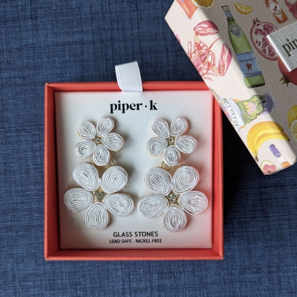 Piper K White Floral Earrings